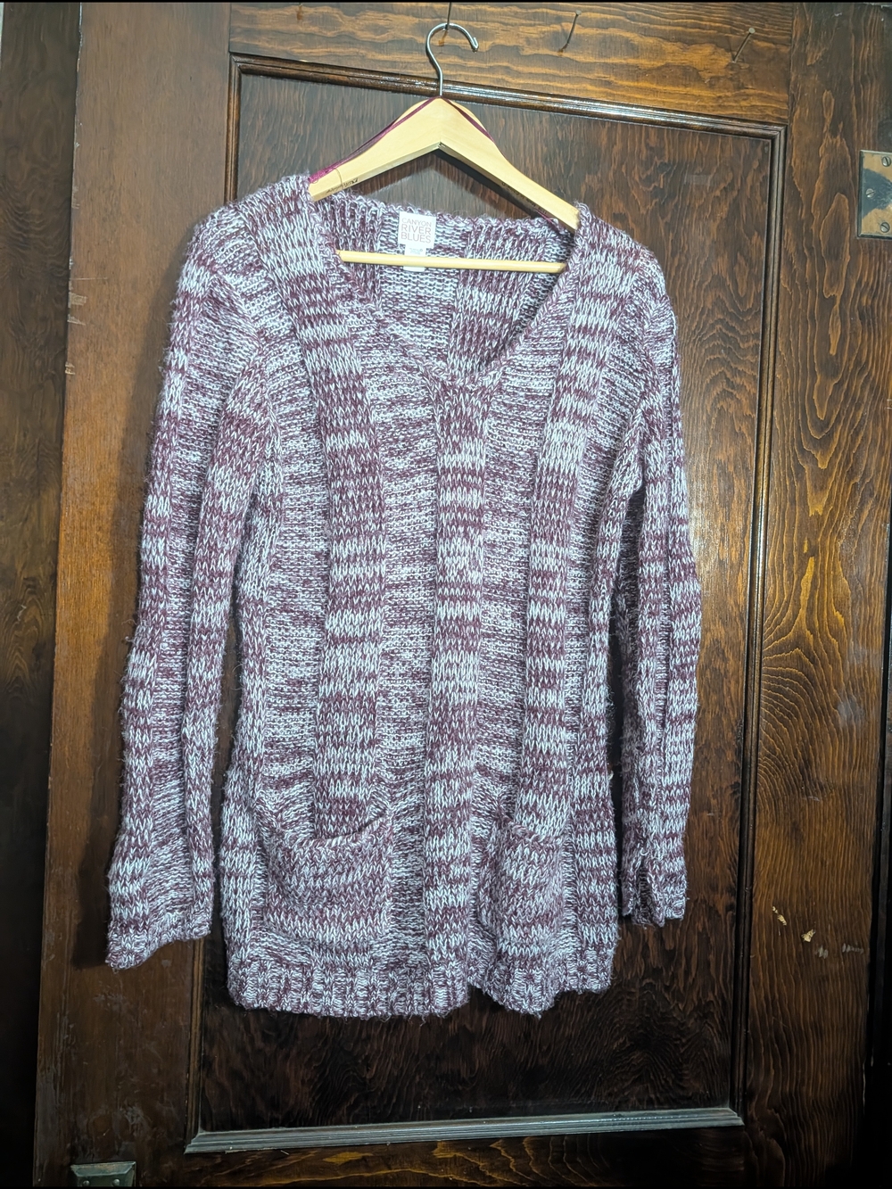 Canyon River Blues Marled V-Neck Sweater in Burgundy and White Twist